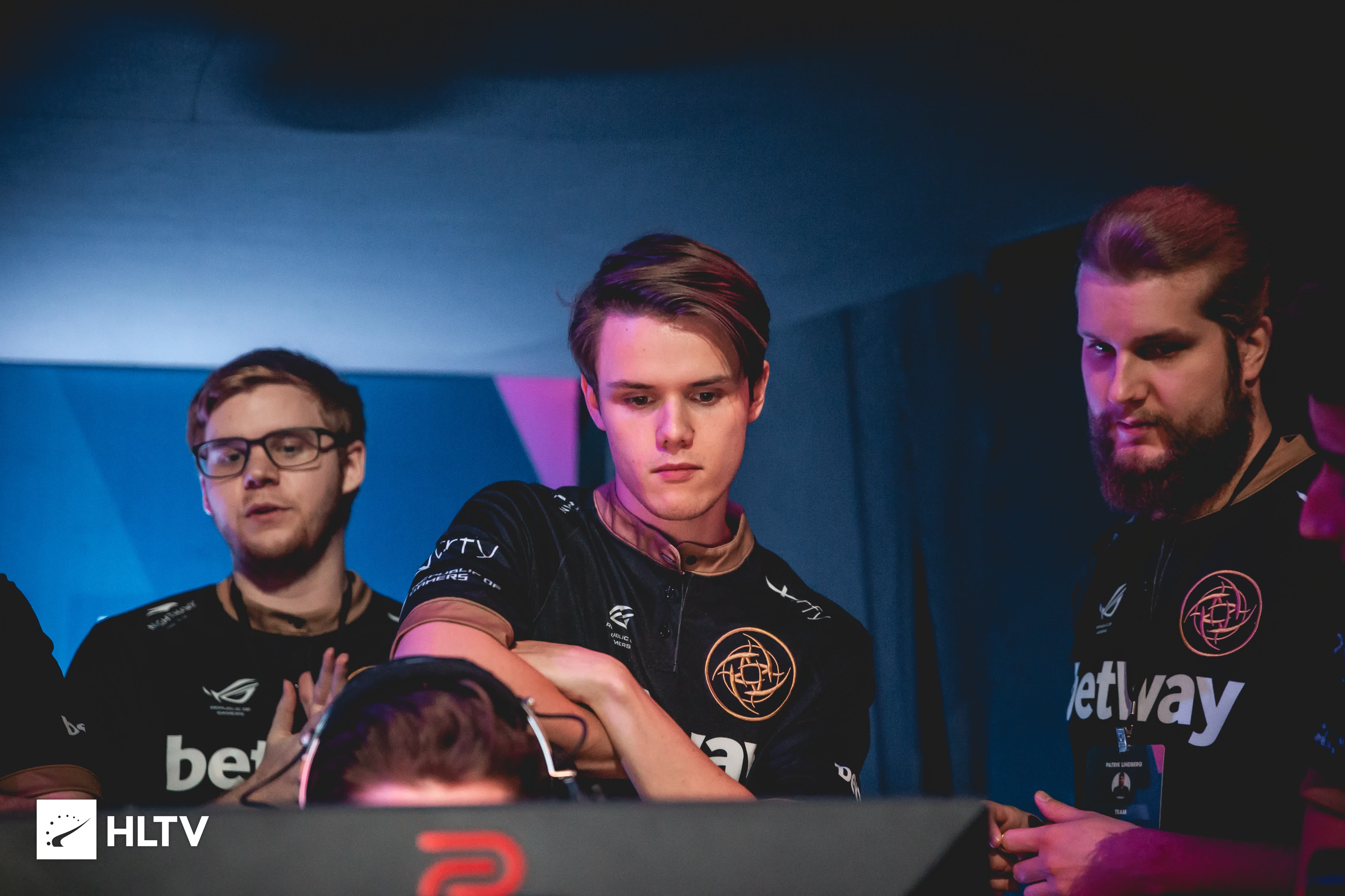 合计贡献接 合计贡献接