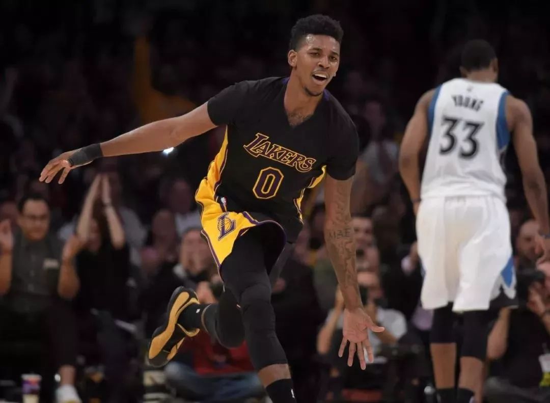 后腰的拦截 后腰的拦截